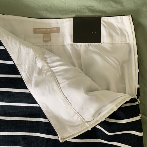 NWT - Banana Republic Striped Skirt - Picture 4 of 9